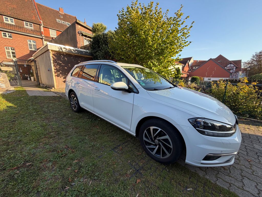 Image of Volkswagen Golf