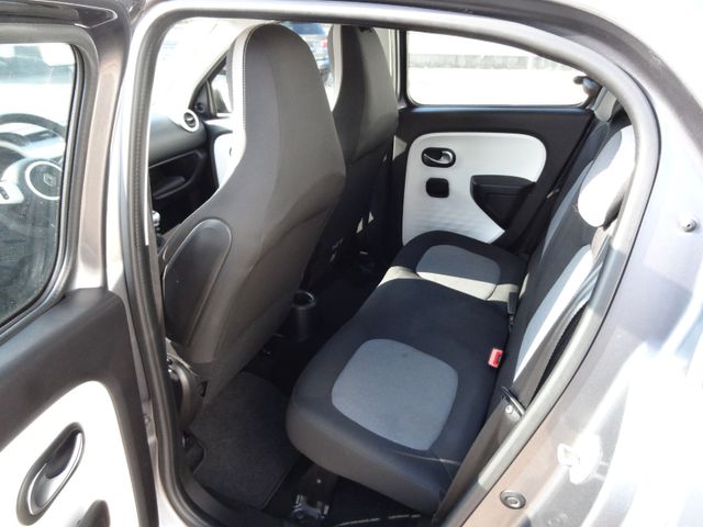 Fahrzeugabbildung Renault Twingo Experience/SitzH/90PS/2.Hd/Alu/Klima/