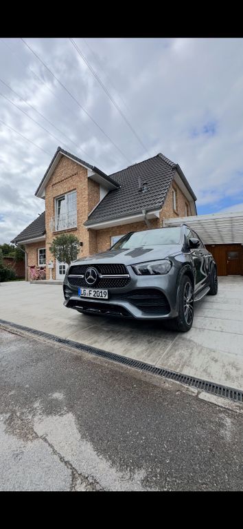 Image of Mercedes-Benz GLE 350