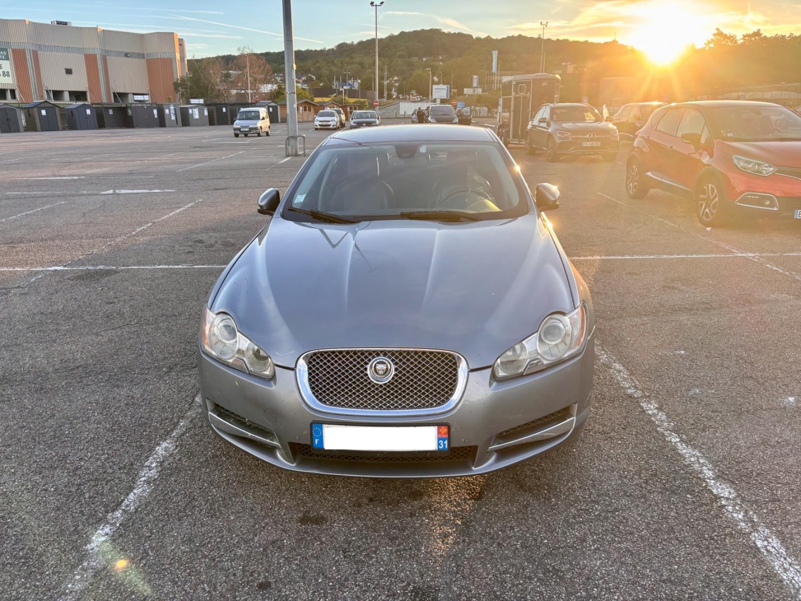 Jaguar XF