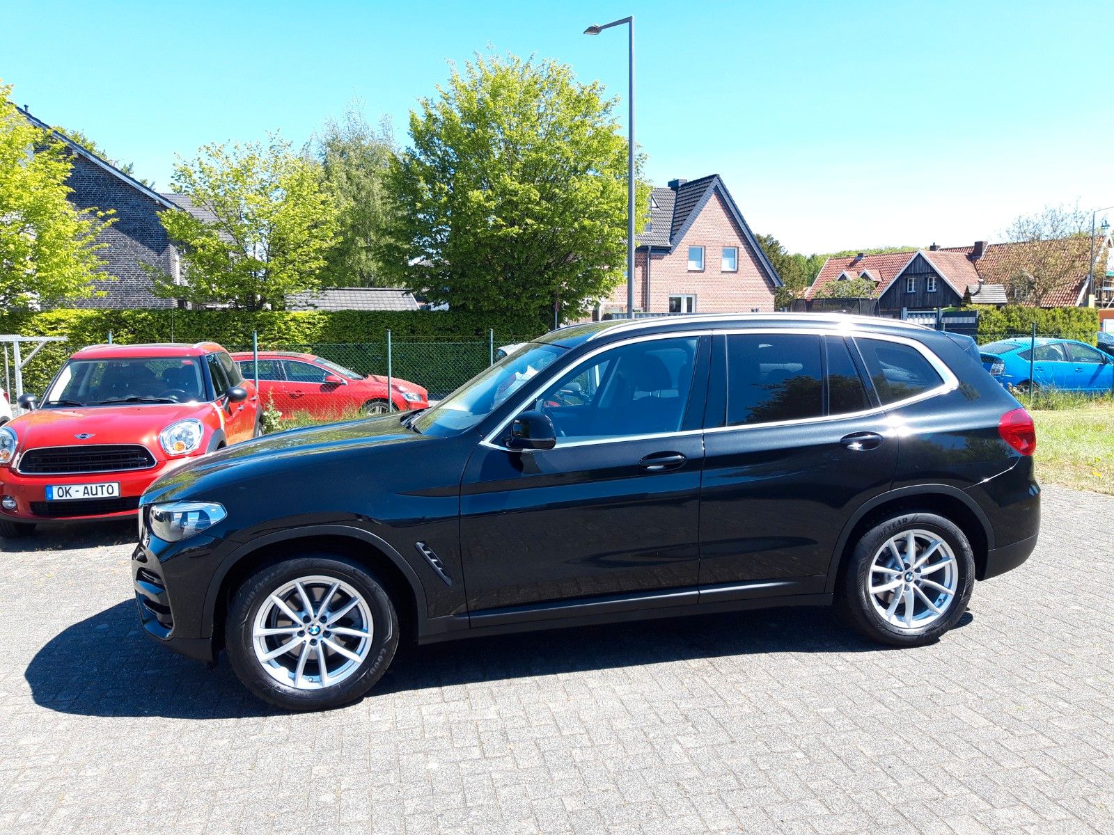 BMW X3 xDrive 20i *NAVI*LED*AHK*SHZ*