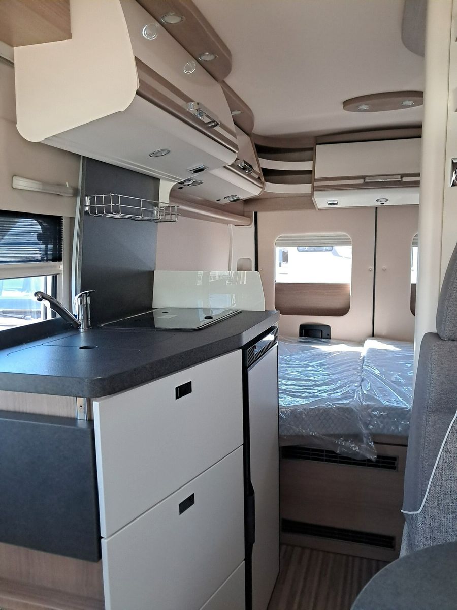 Fahrzeugabbildung Malibu Van compact 540 DB Klimaautomatik, Radio DAB,