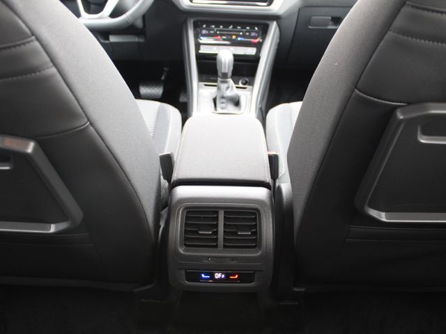 Touran 1.5 TSI DSG*Navi*el.Heckkl.*5J.Garantie