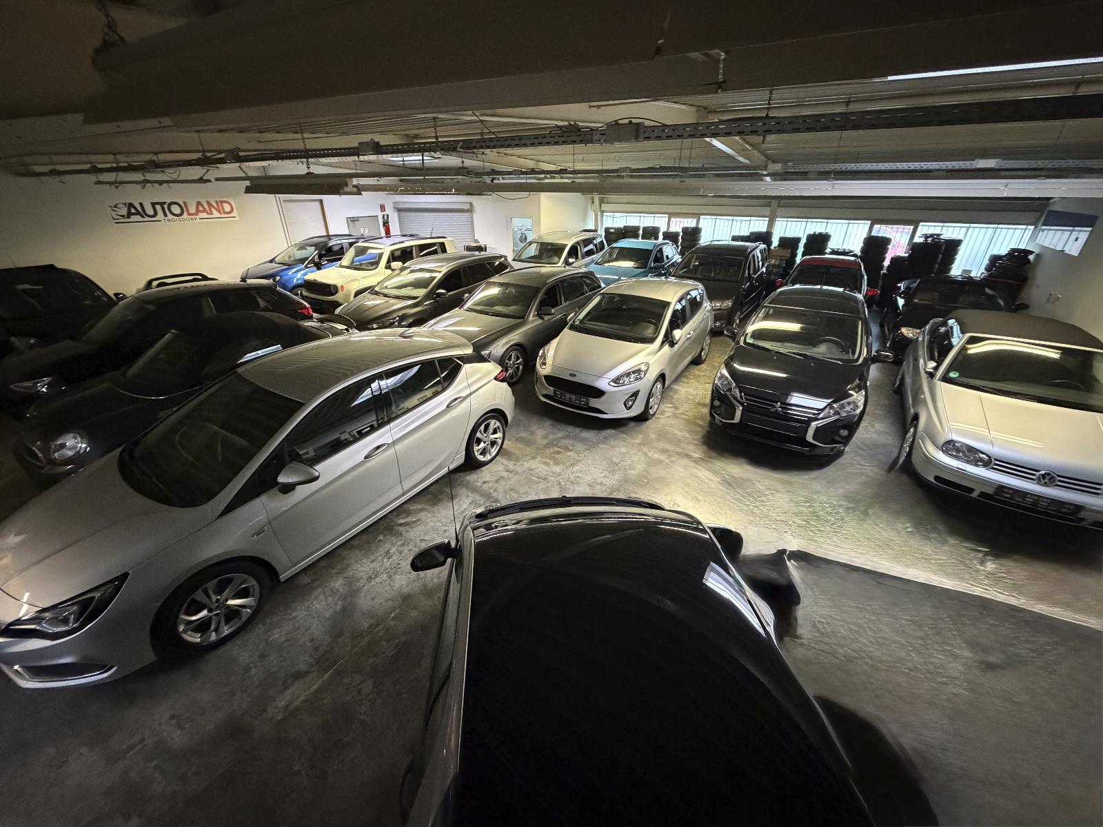 Hyundai i30 2012 — photo 25