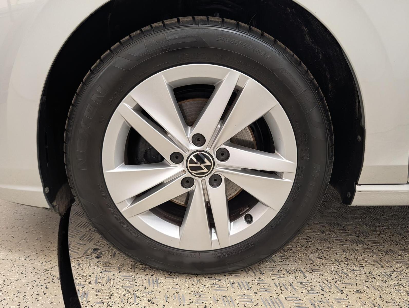 Volkswagen Golf Variant 1.5 TSI DSG Life LED virt.Cock. Nav, миниатюра 9