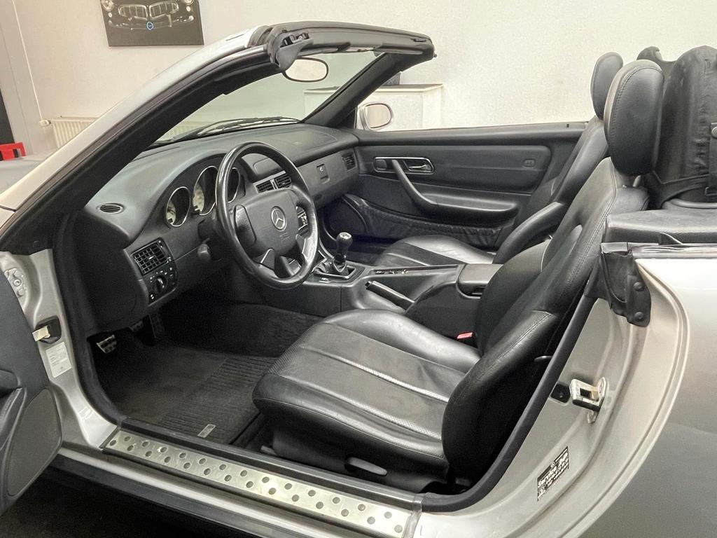 Mercedes-Benz SLK 200