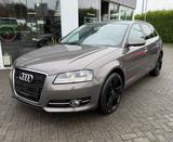 Audi A3 Sportback 1.8 TFSI Ambition quattro - Audi A3 mit Benzin-Antrieb: Limousine, 1.8
