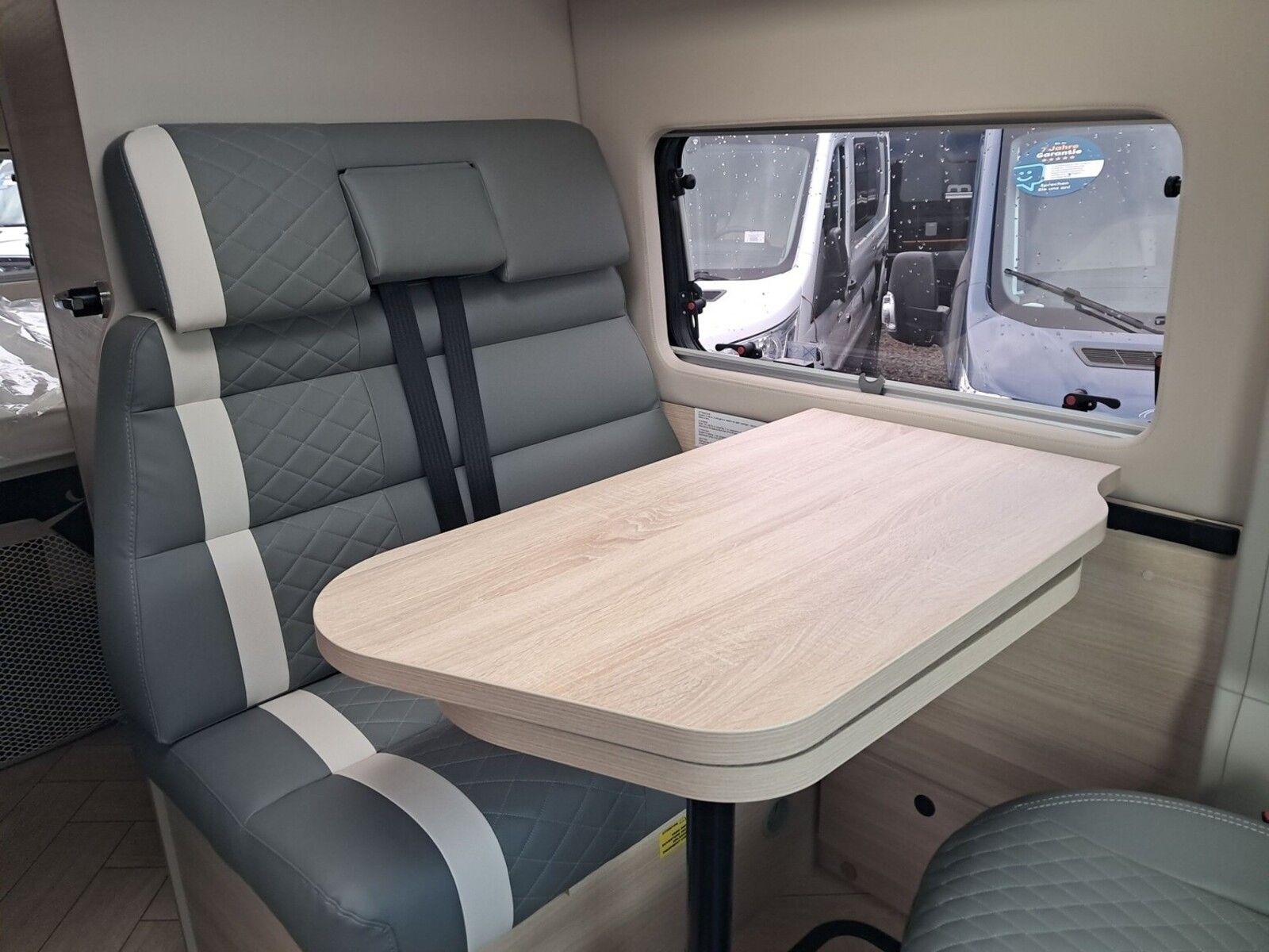 Fahrzeugabbildung Chausson Van Sport Line V594 Solar, Markise, RFK, Alu