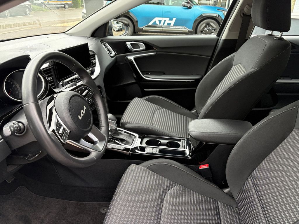 Fahrzeugabbildung Kia Ceed 1.5 T-GDI Spirit