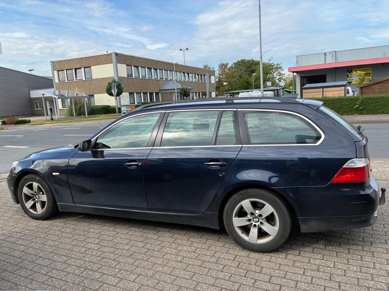 BMW 525 2008 — photo 10