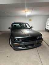 BMW E30 320i - BMW 320 aus 1987