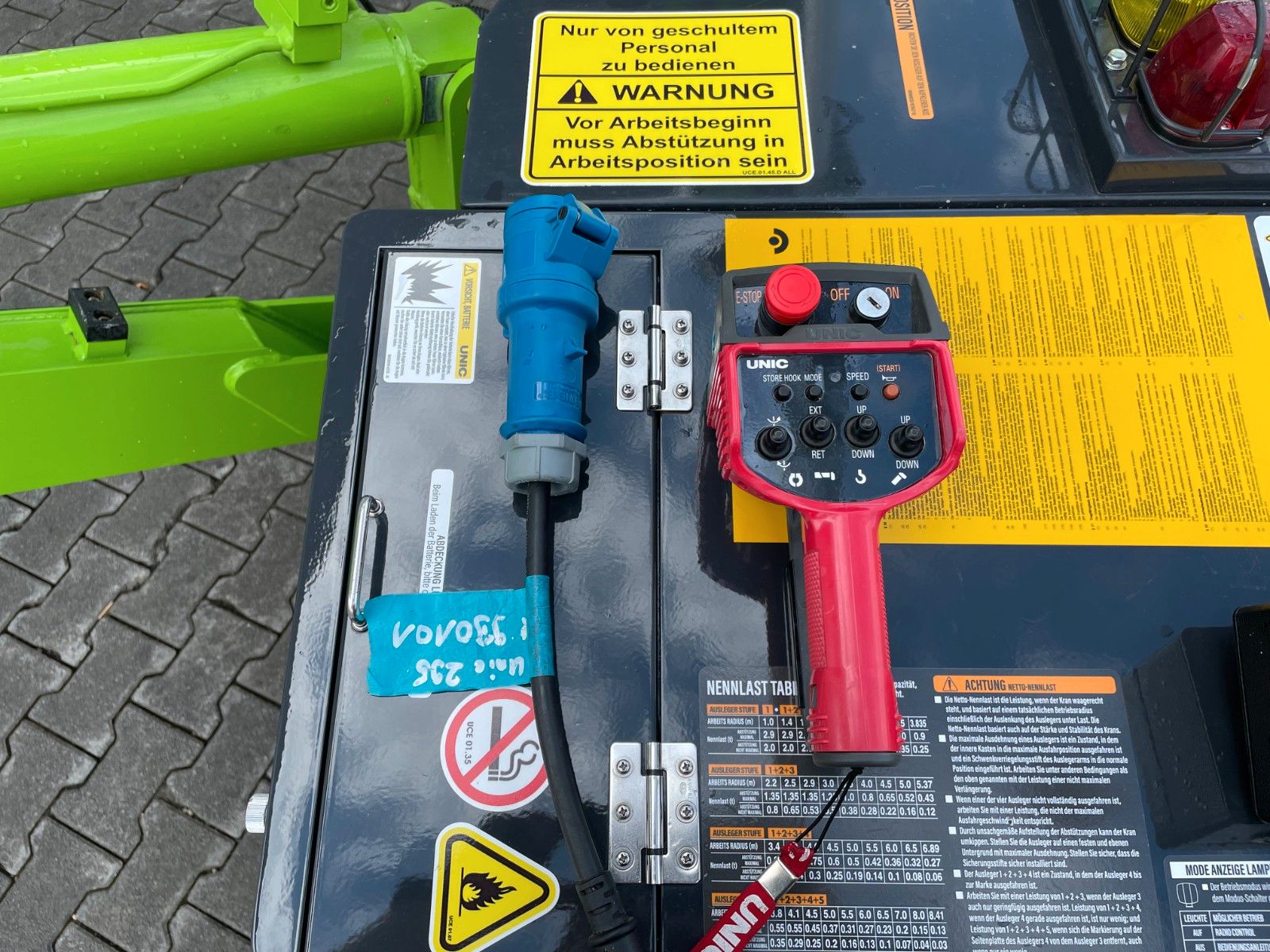 Fahrzeugabbildung Andere UNIC URW295CBE/ Raupenkran / 8,8m / 2,9t