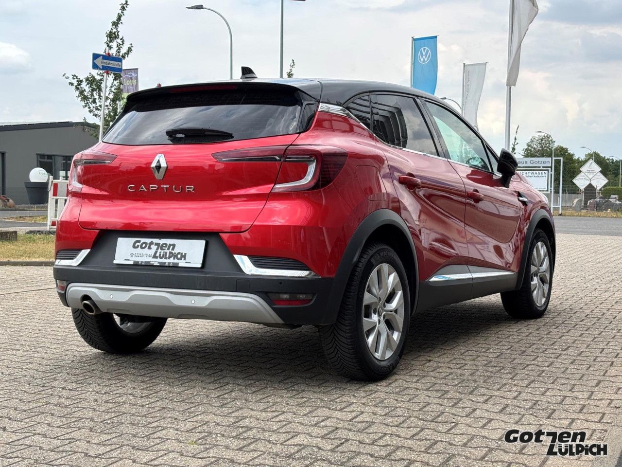 Fahrzeugabbildung Renault Captur II 1.3 TCe 130 Intens Klima SD PDC Navi