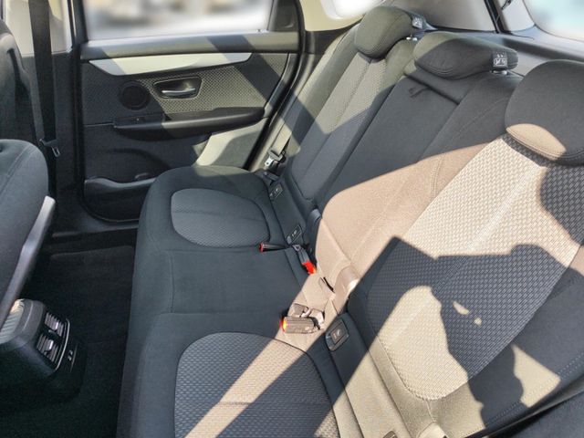 BMW 225 Active Tourer (Bild 21 von Array)