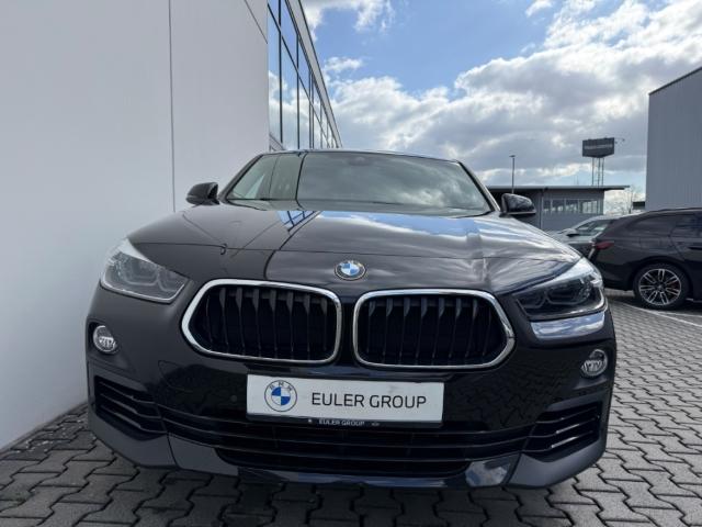 BMW X2 sDrive18iA HUD Navi LED El. Heckklappe Mehrzo