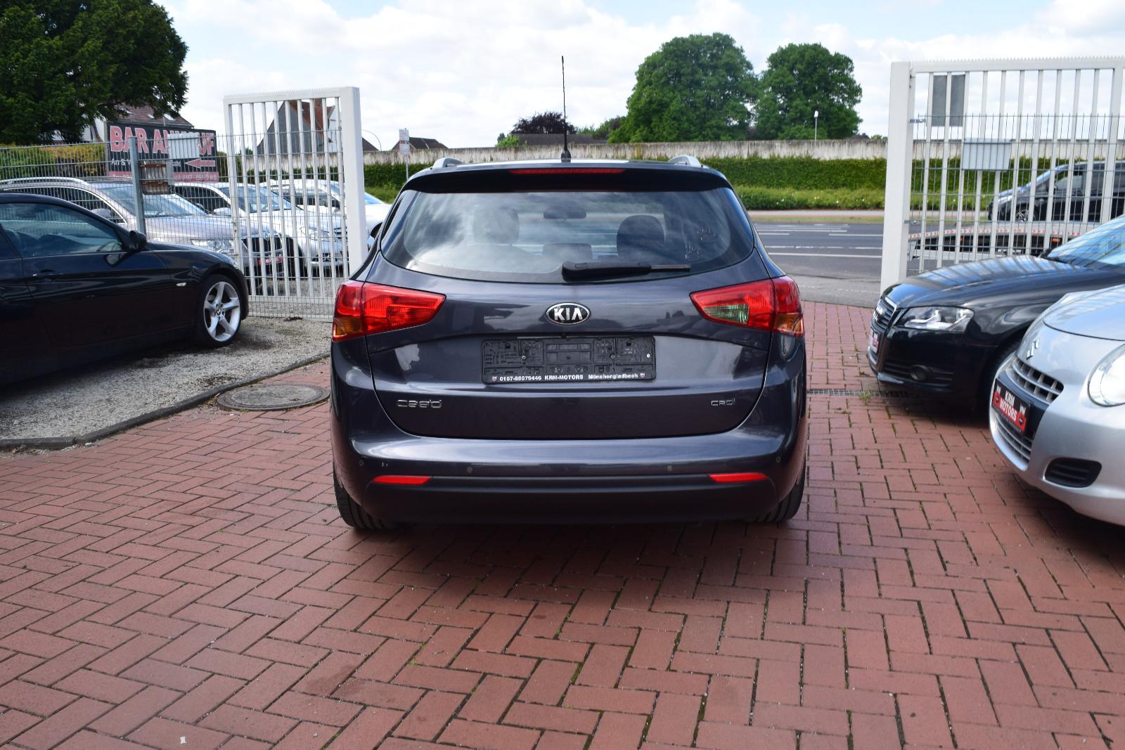 Kia cee'd 2013 — photo 6
