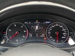 Fahrzeugabbildung Audi A6 Avant 2.0 TDI Temp. Navi BT LED Scheckheft !