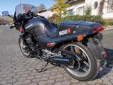Kawasaki GPZ 900 R - KAWASAKI GPZ 900 R