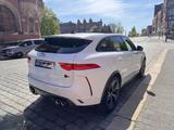 Jaguar F-Pace SVR AWD SVR Automatik SVR - Jaguar F-Pace: Svr