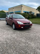 Ford Focus Ghia 1.6  1 Hand Super Zustand - Ford Focus aus 2000: 1.6