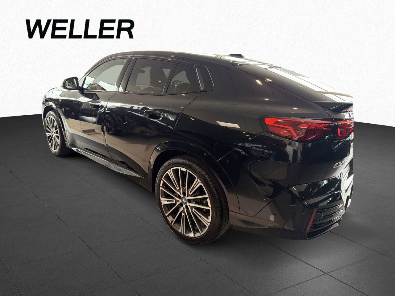 BMW iX2 - Bild 12