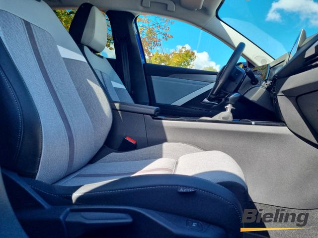 Astra Elegance 1.2l Turbo, AGR-Sitze, Abstandste