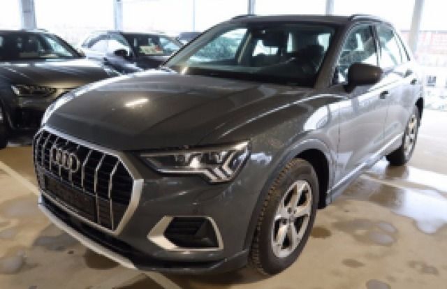 Audi Q3 35 2.0 TDI advanced DSG, NAVI, MATRIX, SHZ