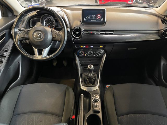 Mazda 2 Lim. Exclusive-Line *NAVI*PDC*TEMPOMAT*SZHZ*