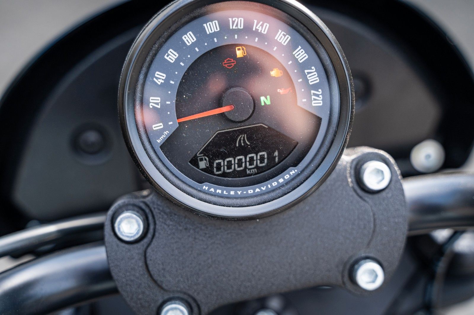 Fahrzeugabbildung Harley-Davidson FXLRS LOW RIDER S 117 MY25 Sofort verfügbar