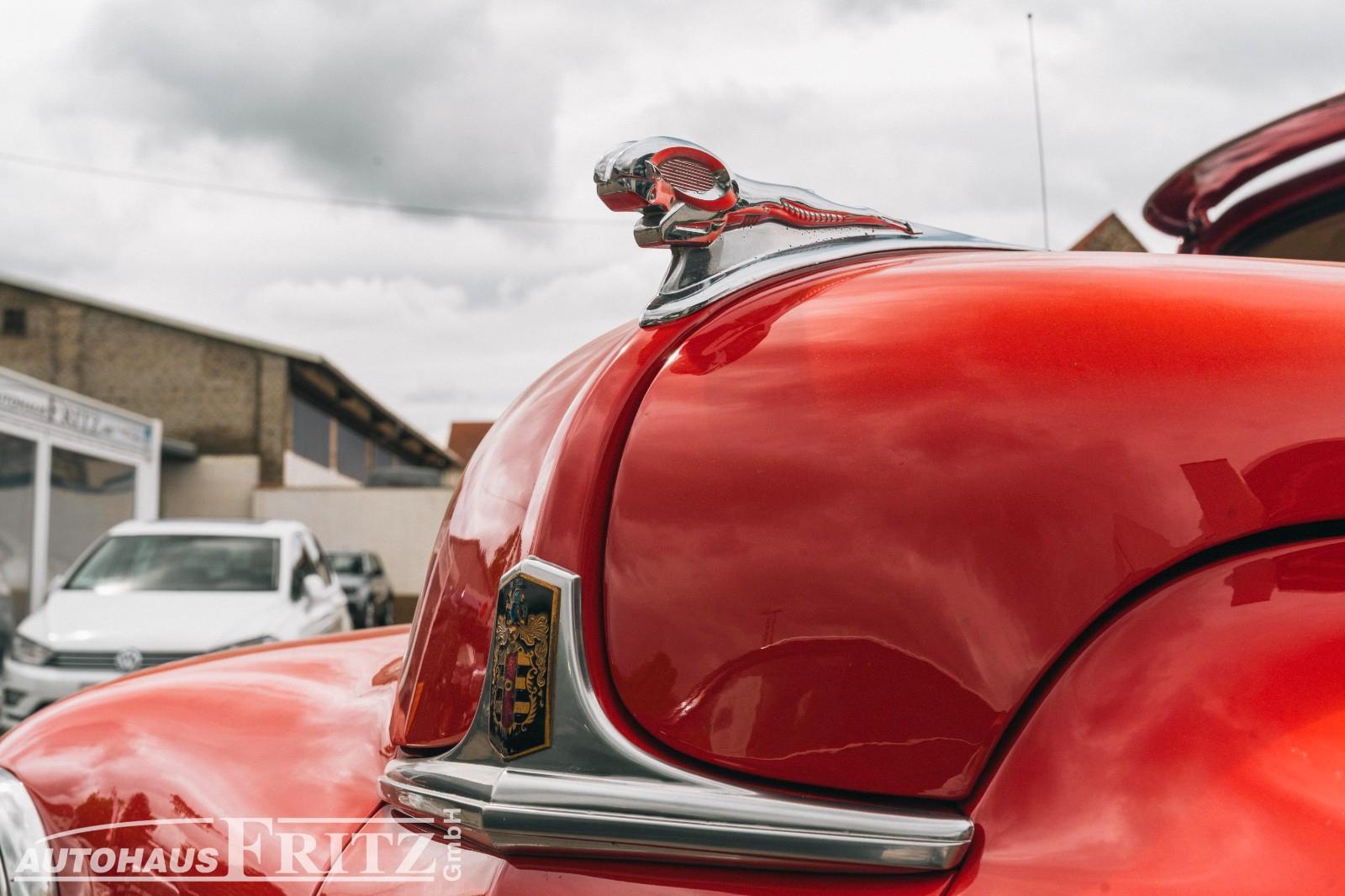 Dodge Custom D24C Coupe - 3,8 6 Zylinder