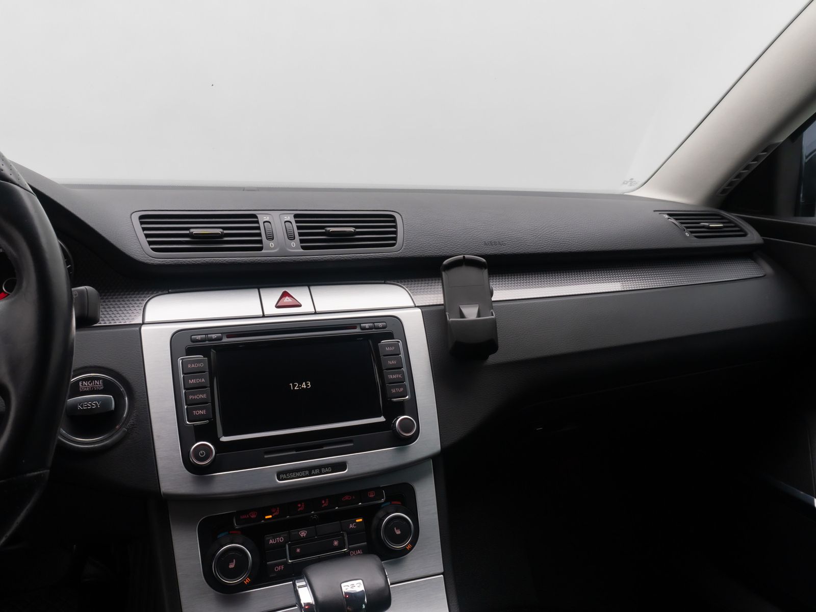 Fahrzeugabbildung Volkswagen Passat V6 FSI R-Line Edition Plus 4Motion AHK. K