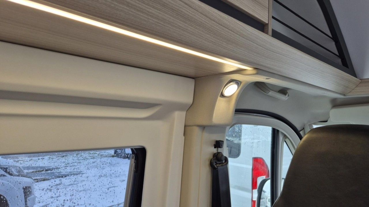 Fahrzeugabbildung Adria Twin 540 - viele Extras - 18 Zoll A/T Bereifung