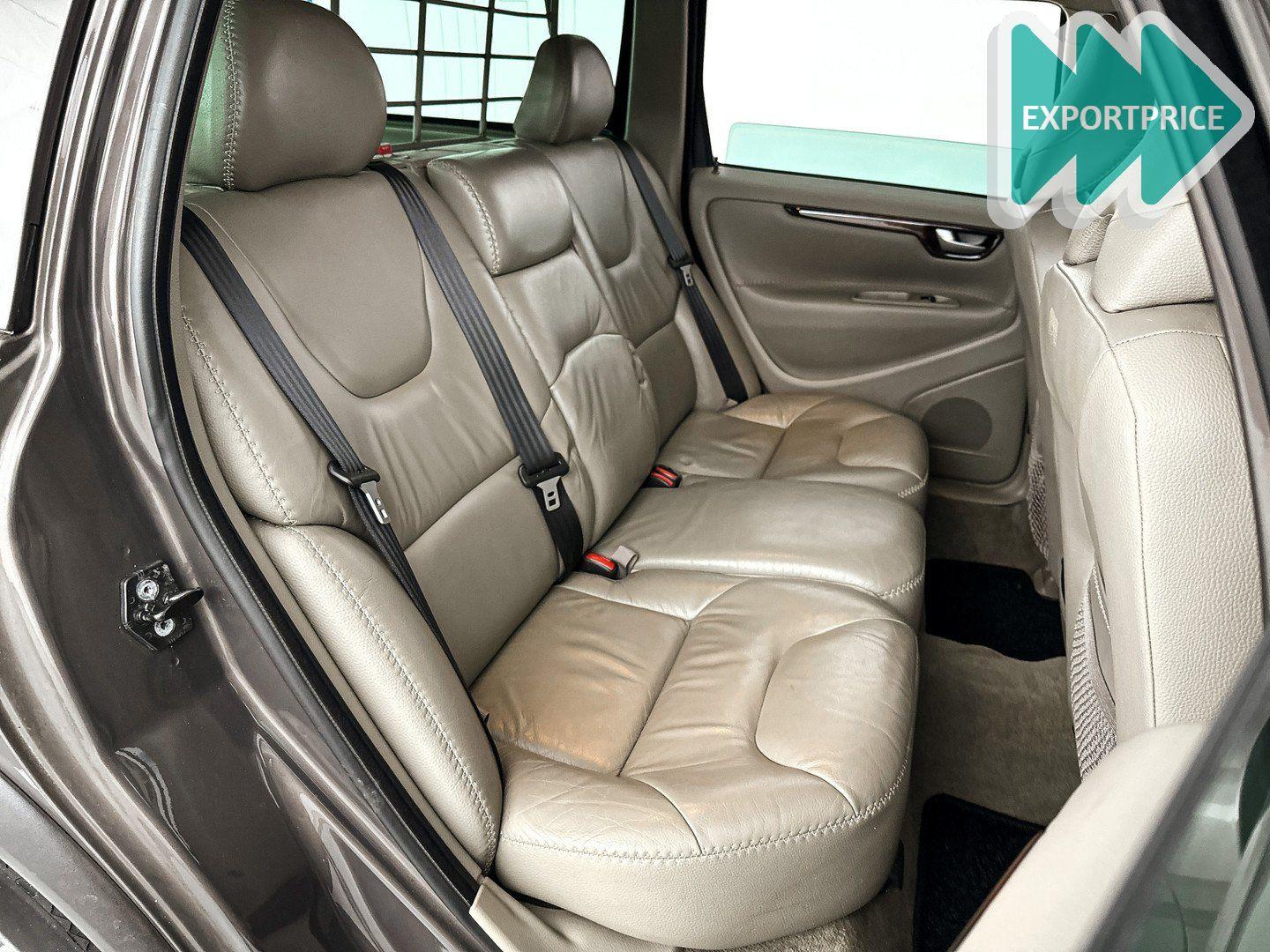 Volvo XC70 2006 — photo 20