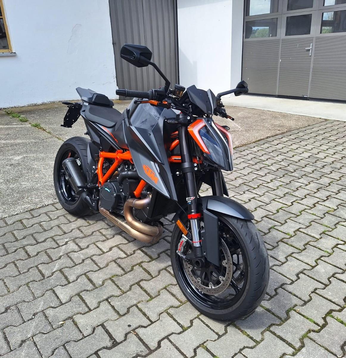 KTM 1290 Super Duke R, 1. Hand, TechPack uvm.