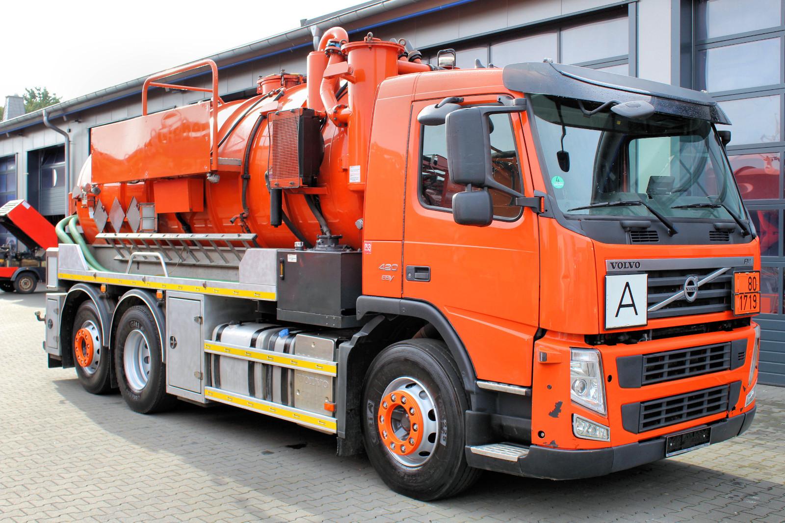 Volvo FM 420 EEV 6x2 Kroll 14m³ Saug u.Druck ADR INOX