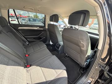 Volkswagen Passat Variant - 7