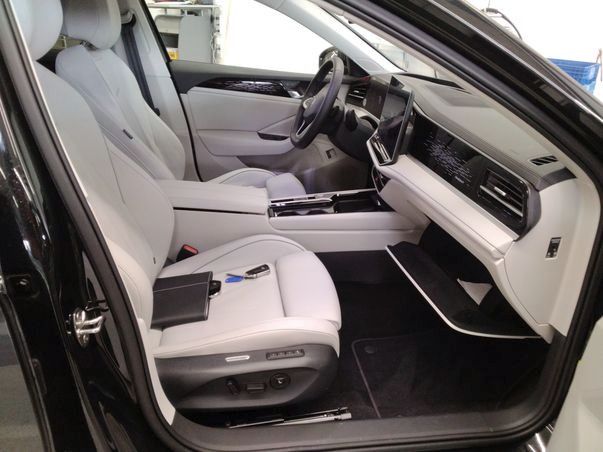 Passat Variant 1.5 TSI eHYBRID ELEGANCE MATRIX+K