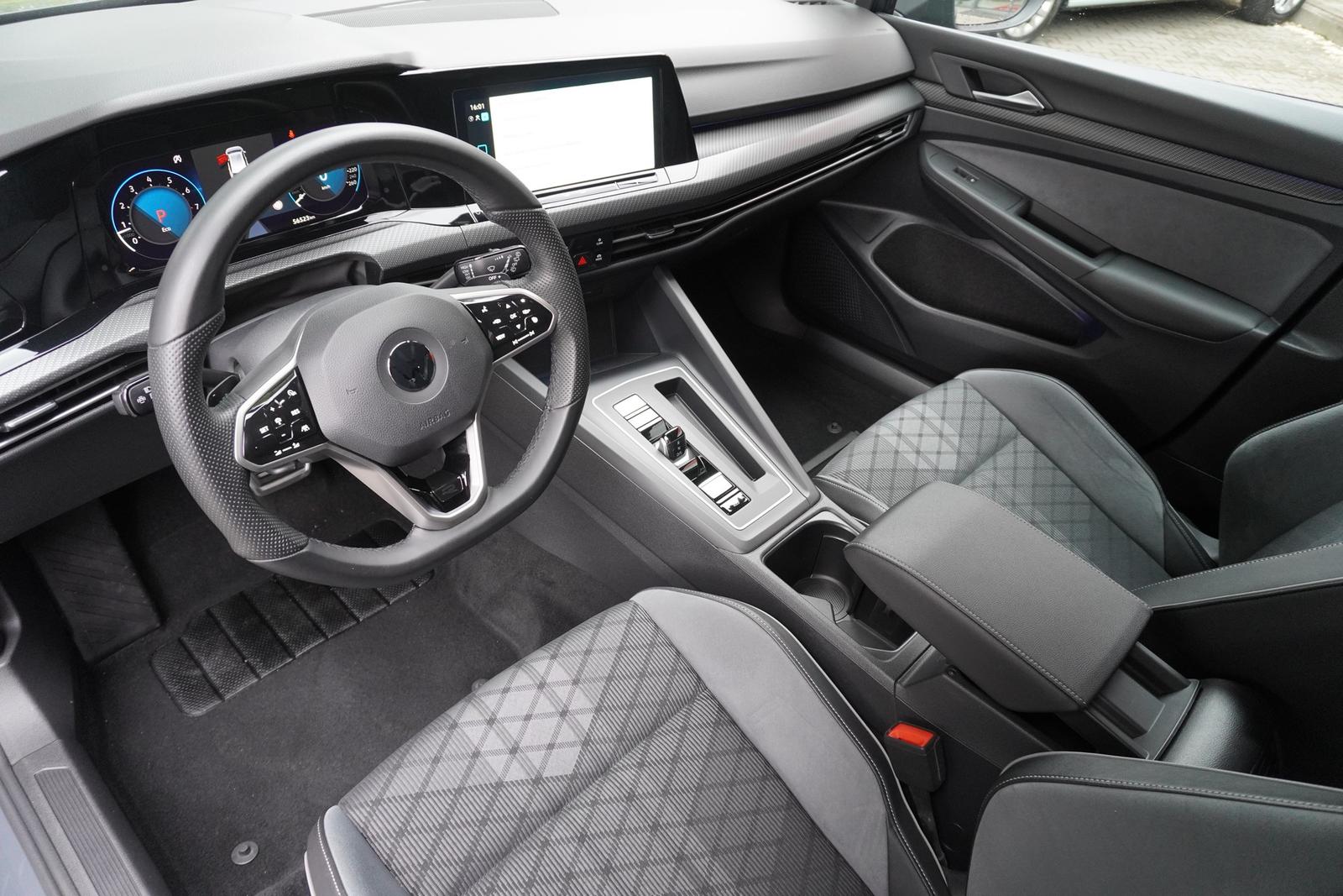 Volkswagen Golf VIII Variant R-Line eTSI DSG Panorama, миниатюра 11