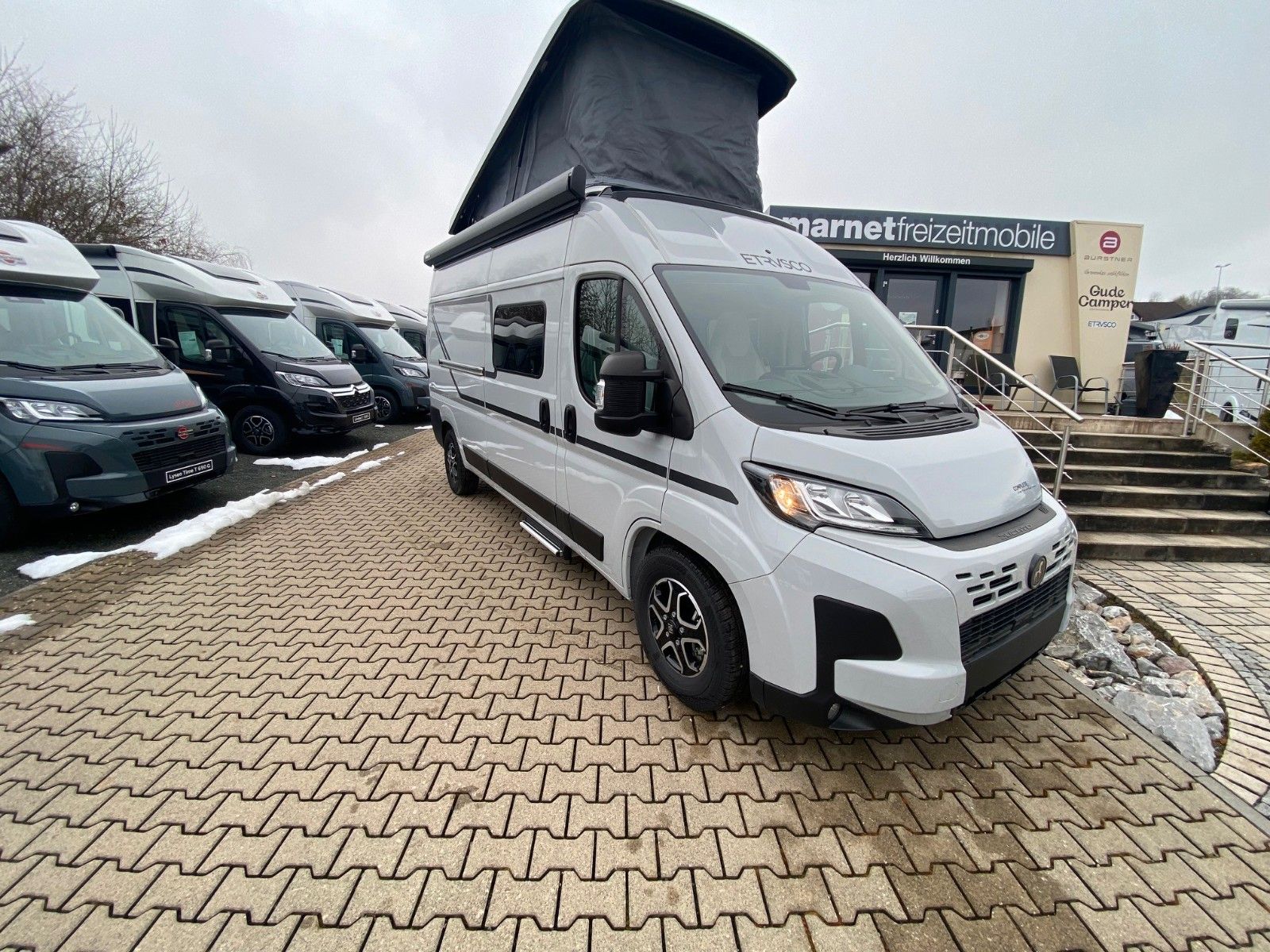 Fahrzeugabbildung Etrusco CV 600 DB *Aufstelldach*Complete Selection*Marki