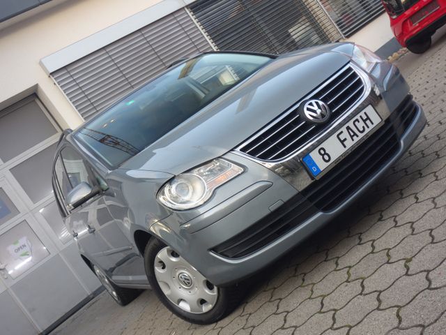 Volkswagen Touran Trendline 7-Sitzer