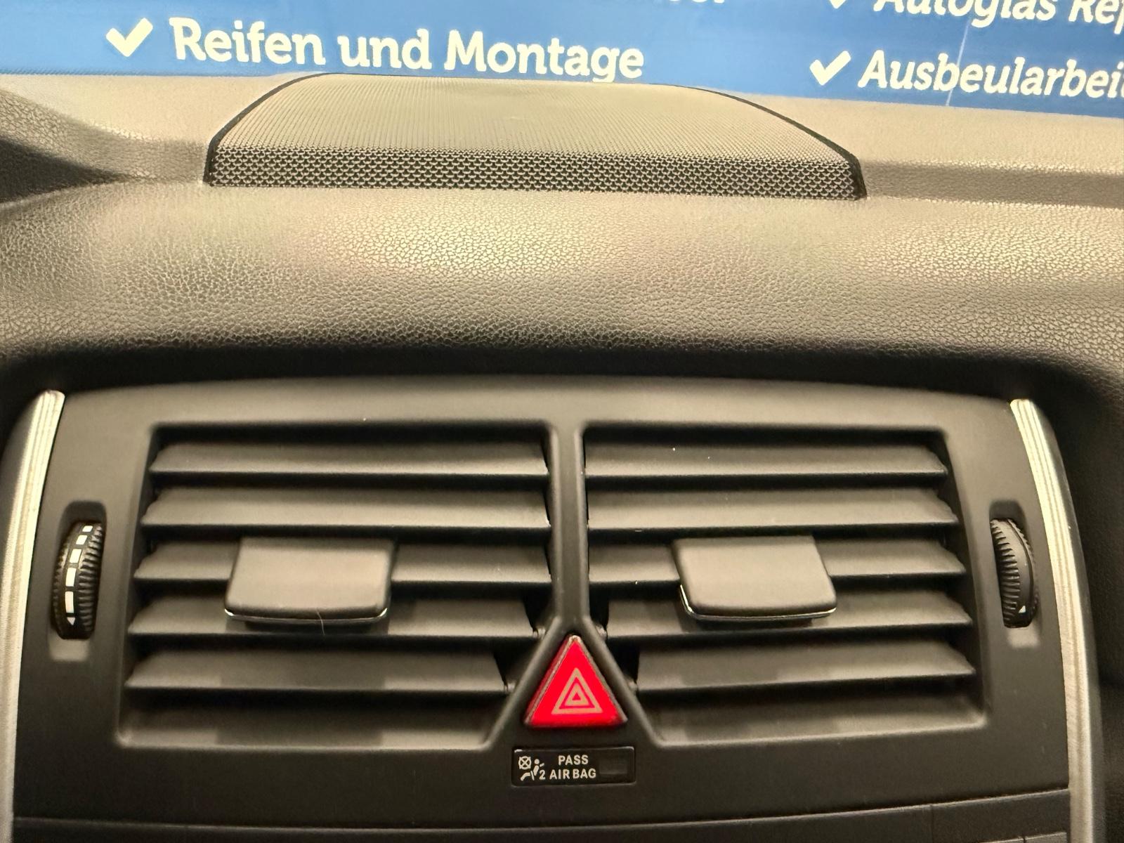 Mercedes-Benz B170 2009 — photo 18