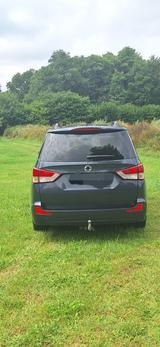 Ssangyong Rodius 2.2 Diesel e-XDi 220 Sapphire 4WD Aut... - Ssangyong Gebrauchtwagen von 2015