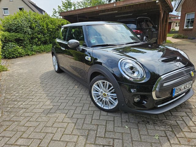 MINI Cooper SE  Volleder, Headup usw.