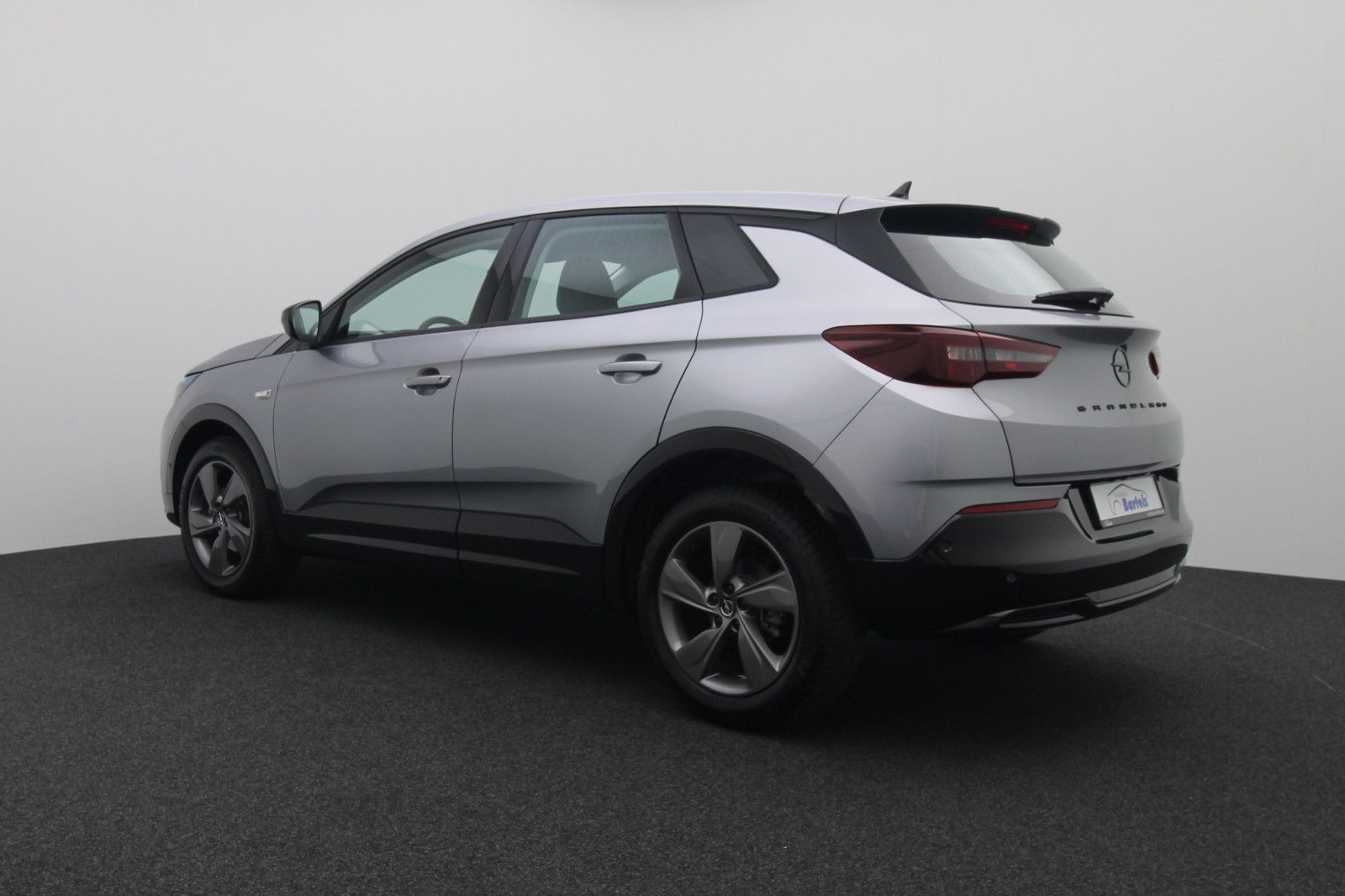 Fahrzeugabbildung Opel Grandland 1.2 GS Line AUT/LED/Navi/ACC/RK