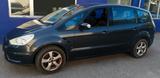 Ford S-Max 2,0 Titanium 1.HAND AHK SHZ PDC NAVI TÜV - gebrauchte Ford S-Max aus dem Jahr 2008