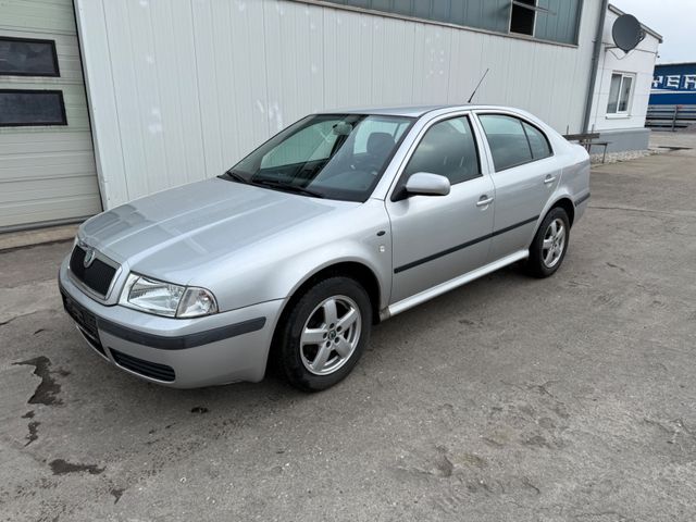 Skoda Octavia 1.6 Ambiente Automatik,Tüv Neu