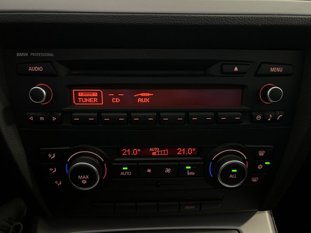 BMW 320 i Touring AHK *KEIN VERKAUF AN PRIVAT*