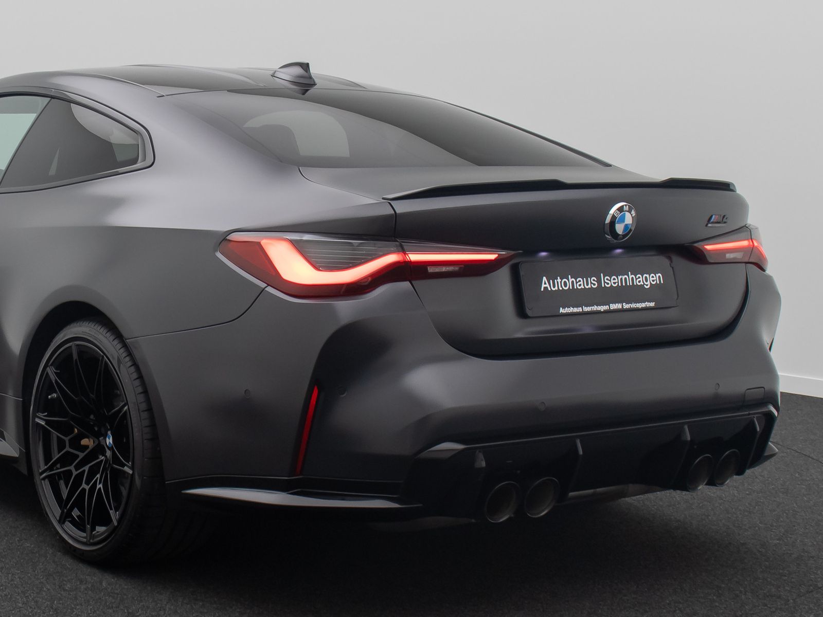 Fahrzeugabbildung BMW M4 Competition xD 360°M Drivers MCarbon MegaVoll