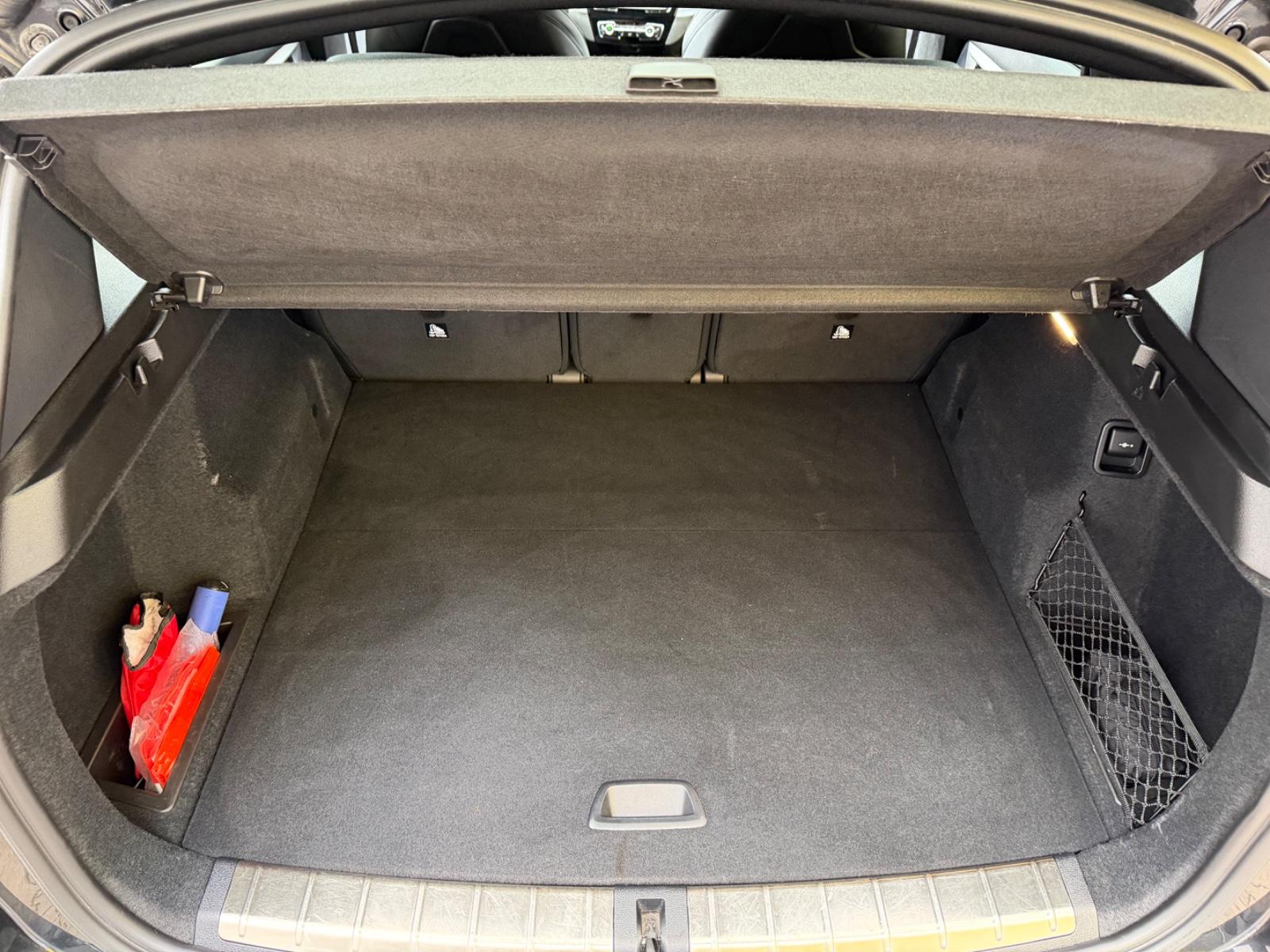 BMW X1 sDrive 18 d/M SPORTPAKET/LED/KAMERA/LEDER/AUT, миниатюра 20