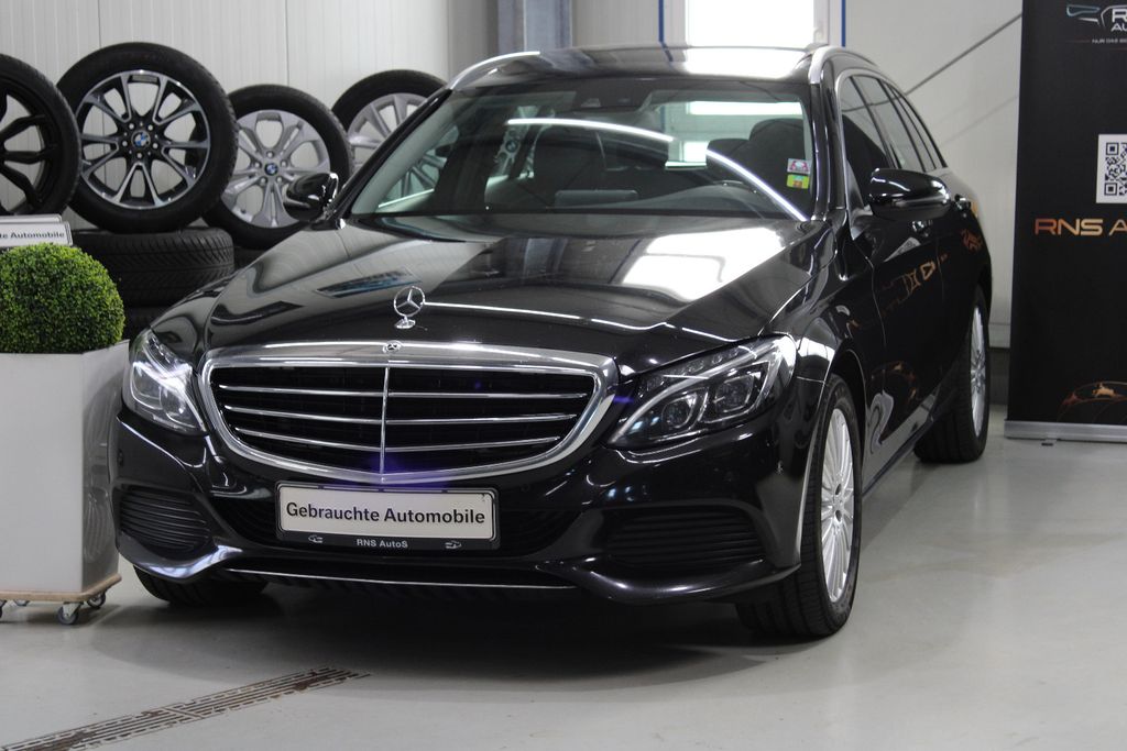 Image of Mercedes-Benz C 220